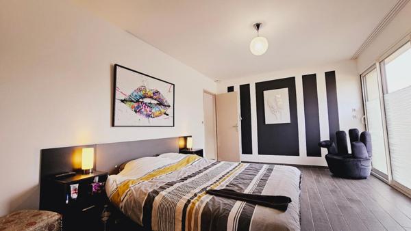 MAISON RECENTE DE PLAIN PIED165M² 5 PIECES GARAGE JARDIN