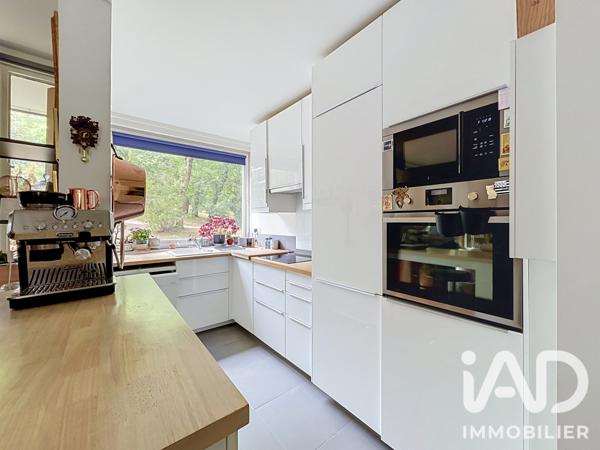 Appartement à vendre 5 pièces 109 m² La Celle-Saint-Cloud