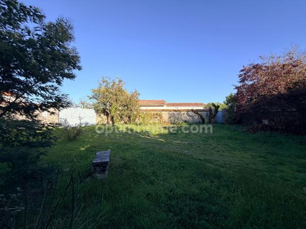 TERRAIN SAINTE MARIE DE RE - 17740