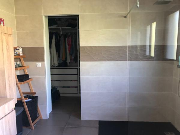 Maison contemporaine avec dépendance et piscine ! Deyme