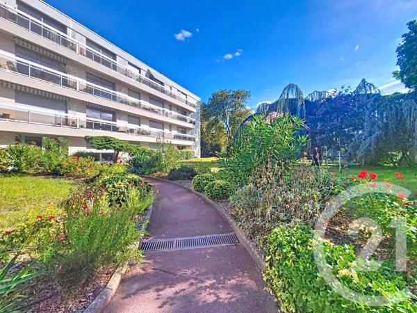Appartement F5 à vendre  5 pièces - 92,59 m2 CHATOU - 78