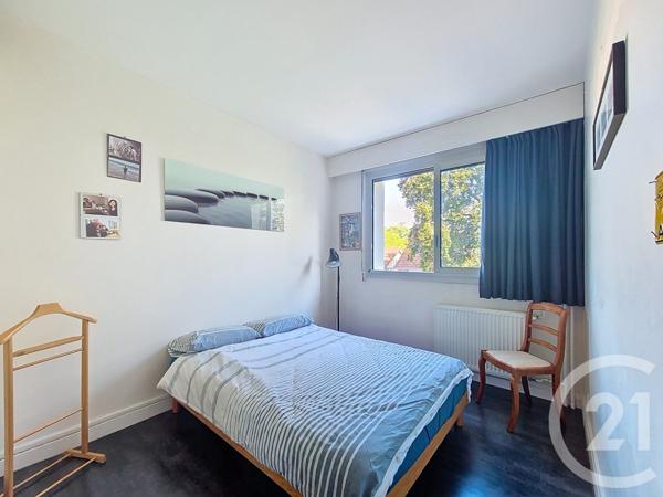 Appartement F5 à vendre  5 pièces - 92,59 m2 CHATOU - 78