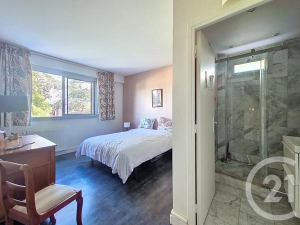 Appartement F5 à vendre  5 pièces - 92,59 m2 CHATOU - 78