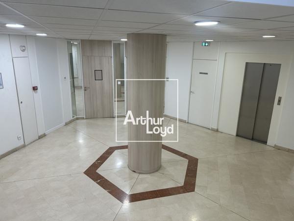 Bureaux à louer à Blagnac - emplacement stratégique proche aéroport