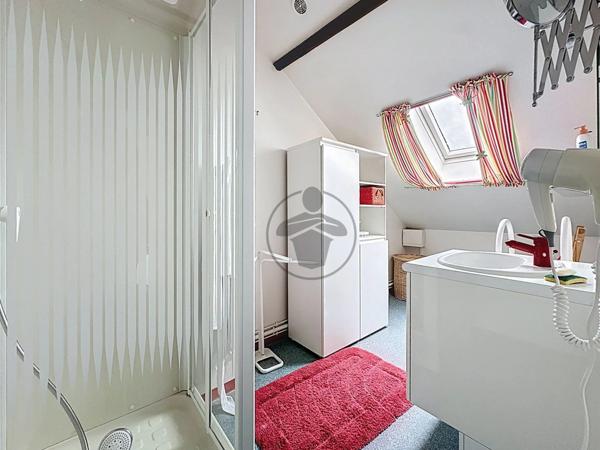 Vente Maison 9 pièces 280 m2 à Saint-Quentin