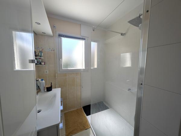 44410 ASSERAC Bourg - Spacieuse Maison 2004 avec Vie de Plain-Pied, 4 chambres dont 2 au rdc -garage- Louée