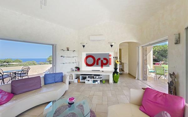 Maison à vendre    7 pièces •  Zonza