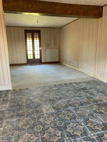 Maison familiale énorme potentiel