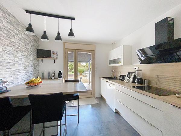 VERTOU GRASSINIERE Maison familiale 4 chambres terrain de plus de 2000m2 piscine