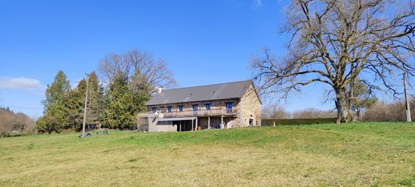 MAISON FAMILIALE RÉNOVÉE AVEC GOÛT