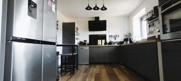 MAISON FAMILIALE RÉNOVÉE AVEC GOÛT