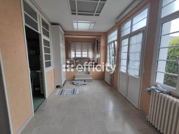 Appartement 5 pièces - 104 m² Exclusivité efficity