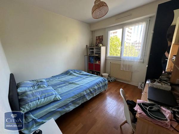 Appartement à louer 4 pièces 80.31m² Dijon (21000)