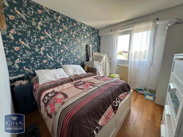 Appartement à louer 4 pièces 80.31m² Dijon (21000)