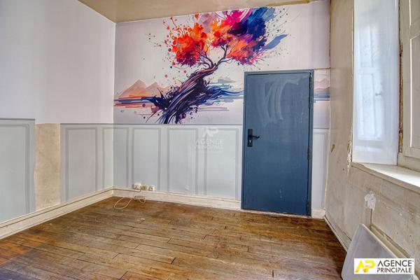 Versailles Saint-Louis Murs de boutique de 72m² 340 000 € **  - Référence  28050