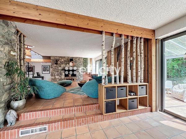 Maison 5 pièces - 243 m² Bien prestige