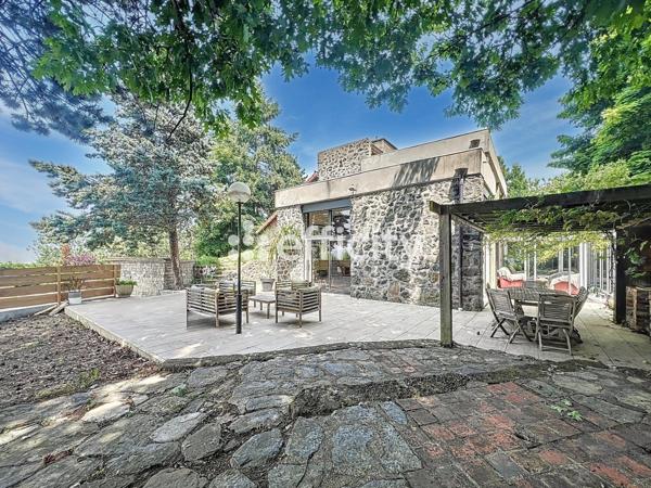 Maison 5 pièces - 243 m² Bien prestige