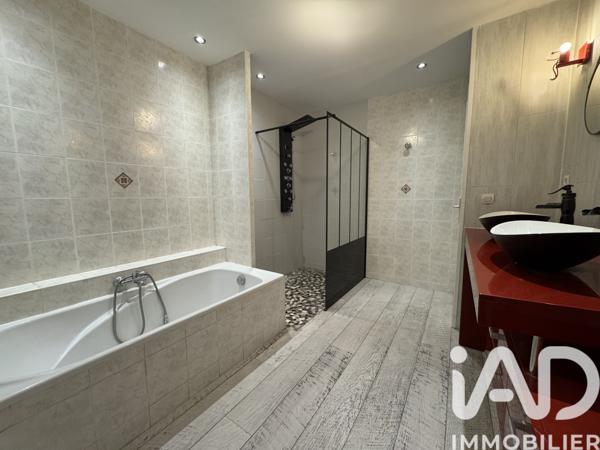 Maison à vendre 9 pièces 197 m² Chouzé-sur-Loire