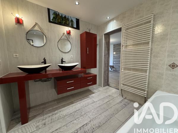 Maison à vendre 9 pièces 197 m² Chouzé-sur-Loire