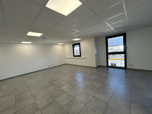 Perpignan - Bureaux à louer - Tecnosud 2 - 121 m2