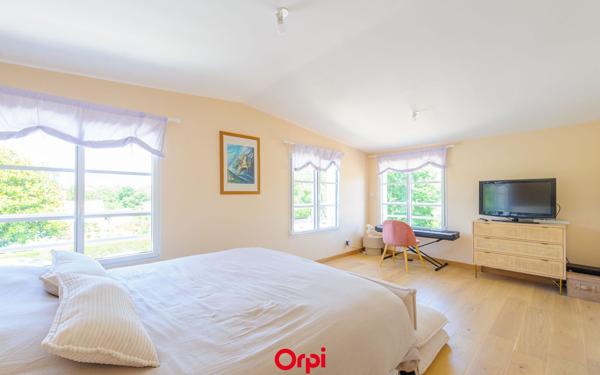 Maison à vendre    6 pièces • 165 m2 Salles-sur-Mer