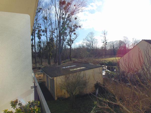 SUPERBE APPARTEMENT ENTIEREMENT RENOVE