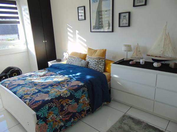 SUPERBE APPARTEMENT ENTIEREMENT RENOVE