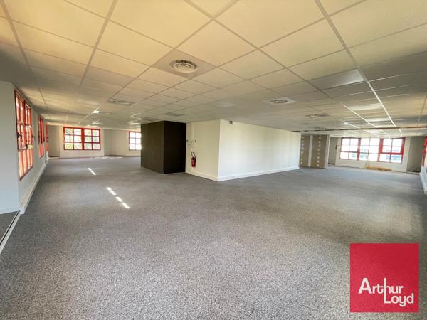 BUREAUX A LOUER - ESPRIT CAMPUS PARC CLUB DU MILLENAIRE