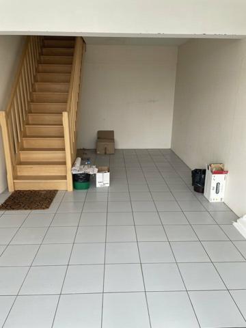 OPPORTUNITE LOCATION BUREAUX ETAT NEUF CLIMATISES FACIL D'ACCES AVEC PARKING 109m2