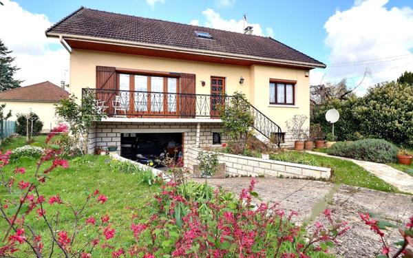 Maison à vendre    5 pièces • 104 m2 Dammarie-les-Lys