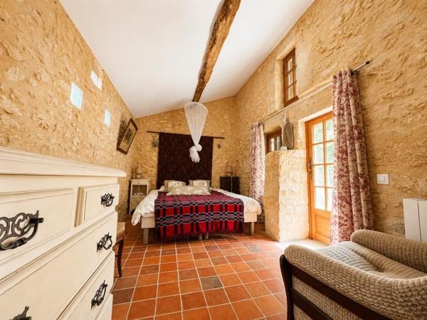 Maison à vendre 448 000 € Lalinde 7 p 213 m² DPE E