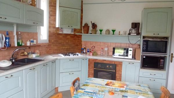 Maison 6 pièces avec terrain et dépendances