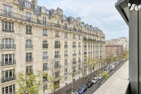 Notaire vend 2 pièces 70.58m² - 75016