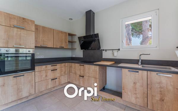 Maison à louer    3 pièces •  Charmes-sur-Rhône