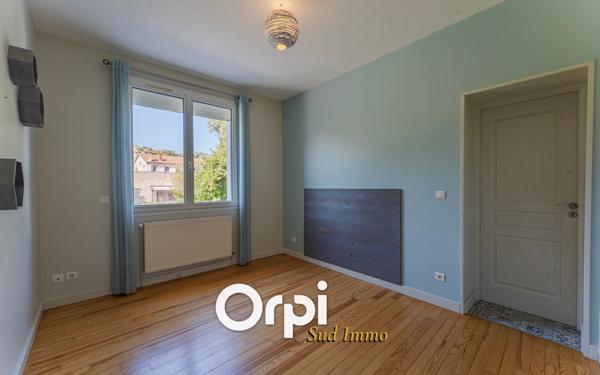 Maison à louer    3 pièces •  Charmes-sur-Rhône