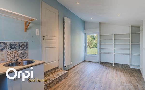 Maison à louer    3 pièces •  Charmes-sur-Rhône