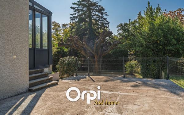 Maison à louer    3 pièces •  Charmes-sur-Rhône