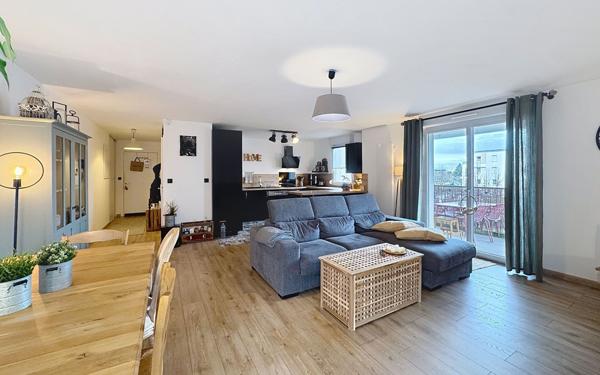 Appartement à vendre    4 pièces • 91,96 m2 Tours