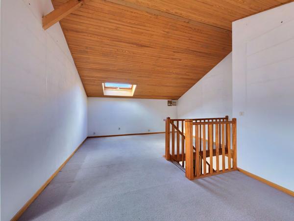 A quelques pas du Bassin, au calme d'une impasse, au coeur du centre ville