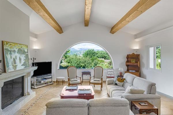 Vente Maison provençale de luxe Fayence 6 Pièces 260 m²