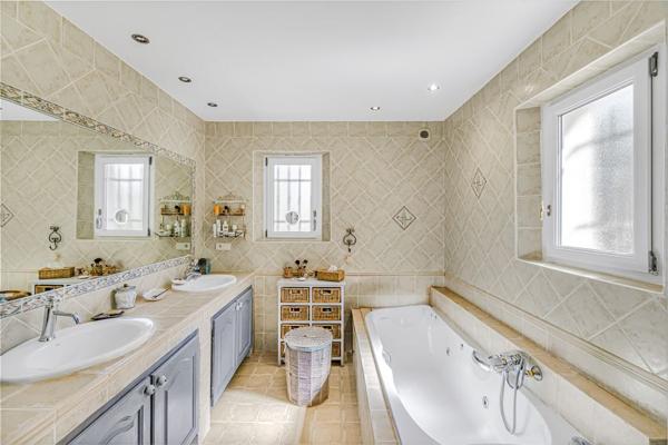 Vente Maison provençale de luxe Fayence 6 Pièces 260 m²