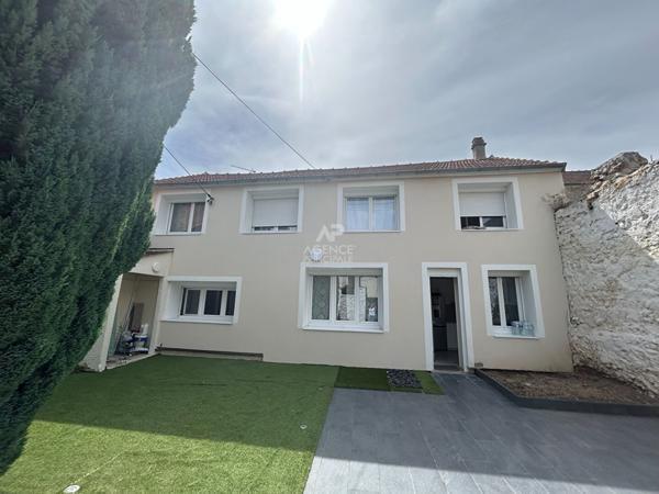 Maison Chanteloup Les Vignes 5 pièce(s) 100 m2 355 000 € **  - Référence  1806