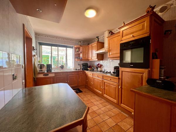 Charmante Maison Bourgeoise - Centre Ville - 4 Chambres - Garage - Jardin