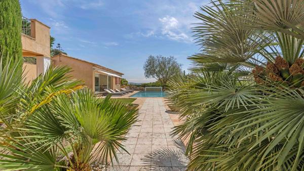 Vente Villa de luxe Grimaud 8 Pièces 350 m²