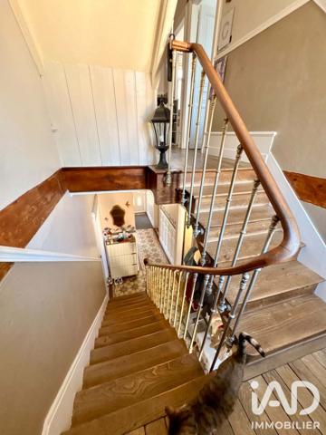 Maison à vendre 10 pièces 230 m² Albert