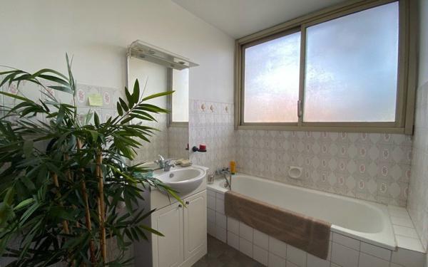 Appartement à vendre    2 pièces • 49,85 m2 Cagnes-sur-Mer