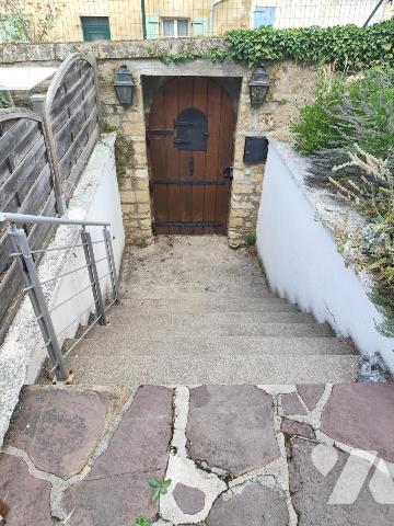 Maison spacieuse - Excellent état d'entretien - Fort potentiel - STENAY