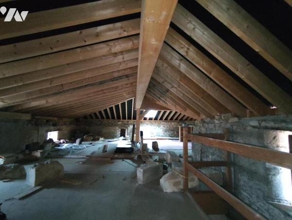 Maison spacieuse - Excellent état d'entretien - Fort potentiel - STENAY