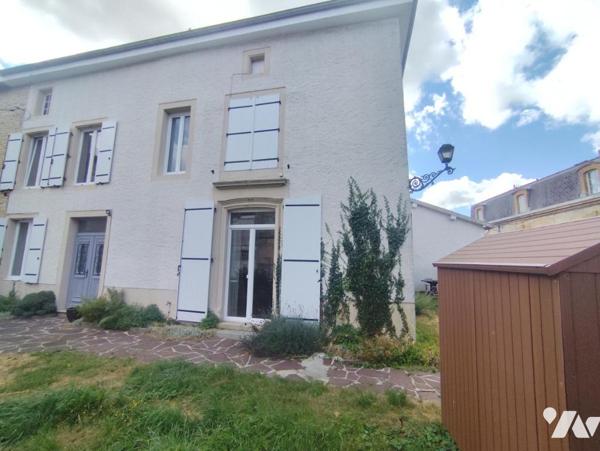 Maison spacieuse - Excellent état d'entretien - Fort potentiel - STENAY