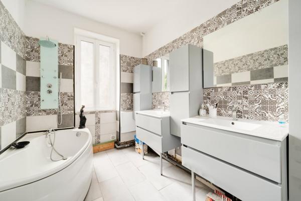 Appartement de 84 m²  4 pièce(s)   54000 NANCY